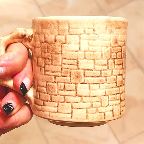 Vtg Crown Windsor Croft Cottage Handpainted Cup & Saucer - Picture 3 of 6